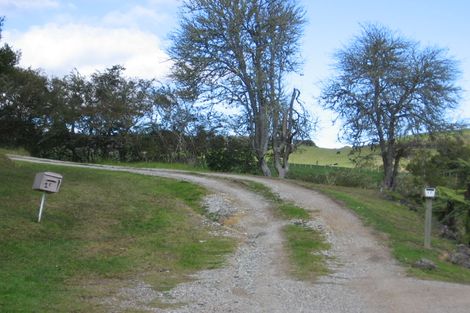 Photo of property in 20 Smeath Road, Kawakawa, 0210