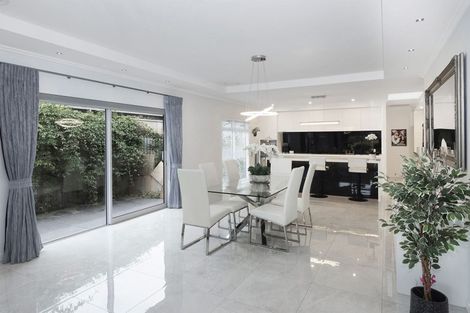 Photo of property in 14 Westburn Place, Prebbleton, 7604