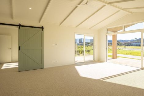Photo of property in 181 Kupe Drive, Whitianga, 3510