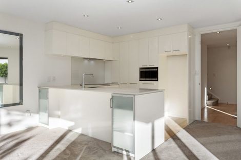 Photo of property in 144a Holly Road, St Albans, Christchurch, 8014