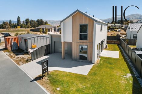 Photo of property in 30 Wallis Drive, Cromwell, 9310