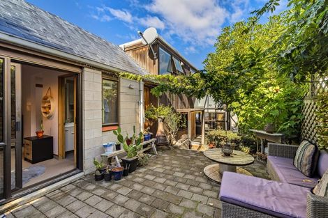Photo of property in 14 Earnslaw Terrace, Queenstown, 9300
