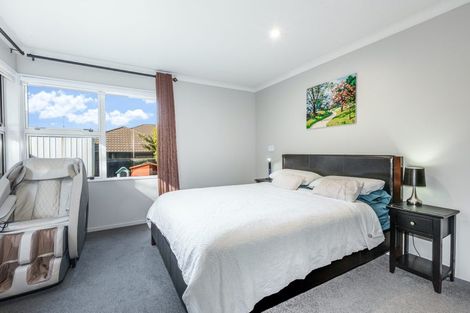 Photo of property in 62 Aotea Drive, Aotea, Porirua, 5024