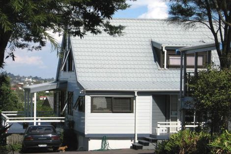 Photo of property in 1/252 Glenvar Road, Torbay, Auckland, 0630