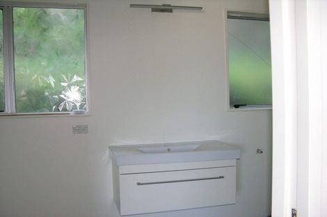 Photo of property in 2/7 Venus Place, Whitby, Porirua, 5024