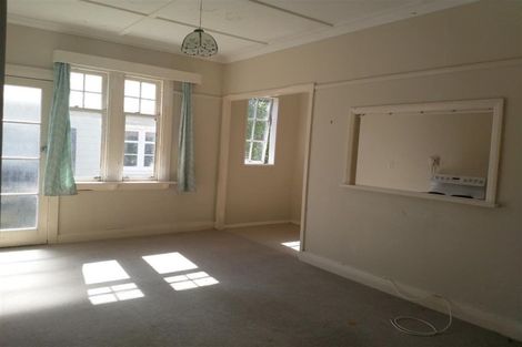 Photo of property in 18 Waipapa Terrace, Hataitai, Wellington, 6021