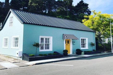 Photo of property in 6 Coote Road, Bluff Hill, Napier, 4110