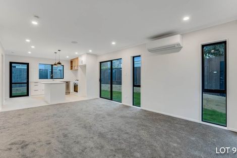 Photo of property in 6d Becker Drive, Weymouth, Auckland, 2103