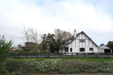 Photo of property in 33 Railway Terrace, Ohau, Levin, 5570