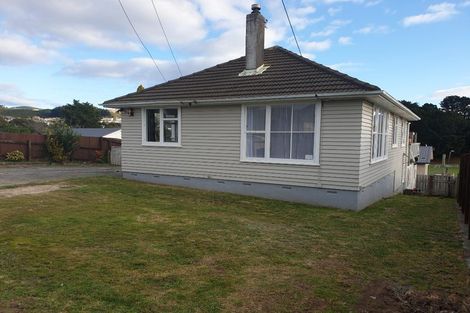 Photo of property in 11a Castor Crescent, Cannons Creek, Porirua, 5024