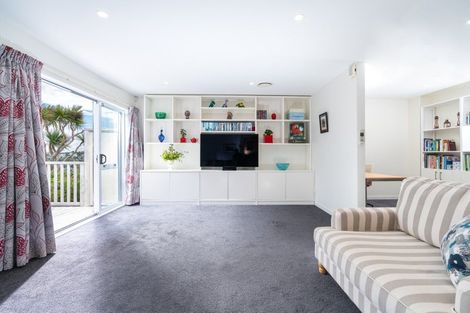 Photo of property in 5/143 Cockayne Road, Khandallah, Wellington, 6035