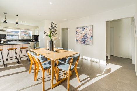 Photo of property in 3 Dennis Grove, Paraparaumu Beach, Paraparaumu, 5032