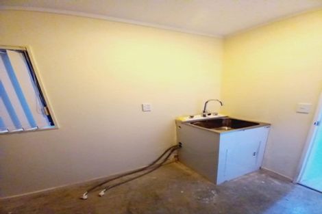 Photo of property in 19/8 Margan Avenue, New Lynn, Auckland, 0600