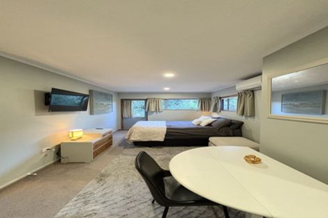 Photo of property in 16 Lucknow Terrace, Hospital Hill, Napier, 4110