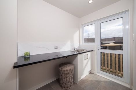 Photo of property in 44 San Prospero Crescent, Henderson, Auckland, 0612