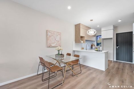 Photo of property in 93 Woodglen Road, Glen Eden, Auckland, 0602