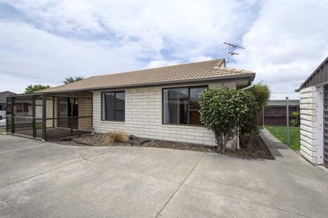 Photo of property in 1/46 Shannon Place, Belfast, Christchurch, 8051