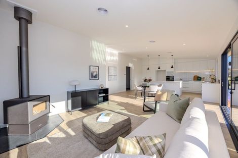 Photo of property in 3 Mount Prospect Lane, Wanaka, 9305