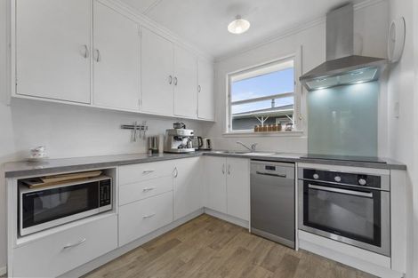 Photo of property in 104 Milson Line, Milson, Palmerston North, 4414