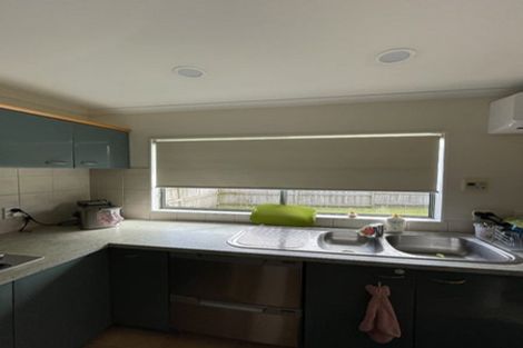 Photo of property in 212 Kilkenny Drive, East Tamaki Heights, Auckland, 2016