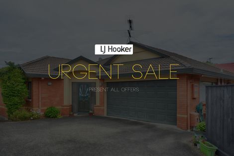Photo of property in 2/11 Pat O'connor Place, Manurewa, Auckland, 2105