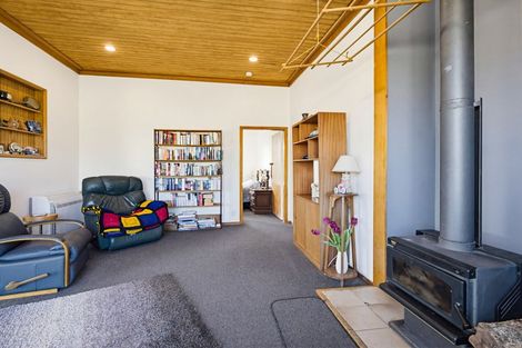 Photo of property in 10 Keatoa Terrace, Owaka, 9535