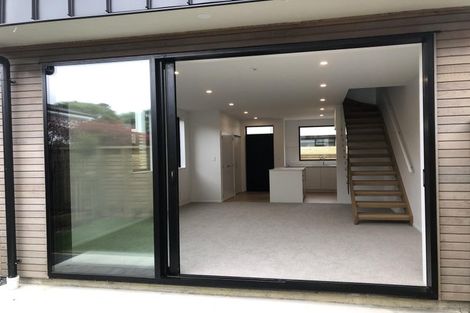 Photo of property in 1 Fancourt Street, Karori, Wellington, 6012