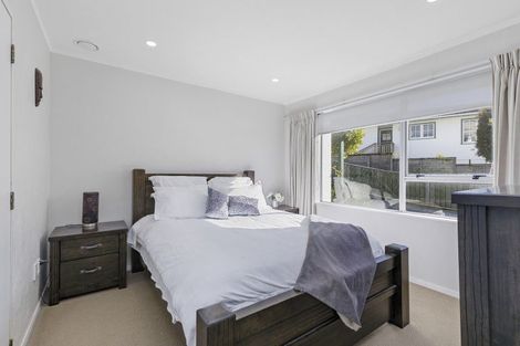 Photo of property in 19b Hicks Close, Whitby, Porirua, 5024