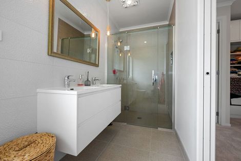 Photo of property in 5 Moemoea Place, Cambridge, 3434