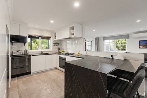 Photo of property in 18 Amanda Avenue, Dinsdale, Hamilton, 3204