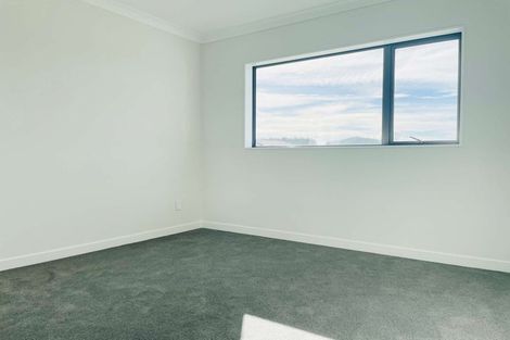 Photo of property in 54 Godfrey Drive, Orewa, 0931