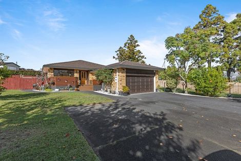 Photo of property in 15 Pounamu Avenue, Greenhithe, Auckland, 0632