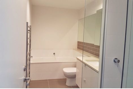 Photo of property in 254 Hobsonville Point Road, Hobsonville, Auckland, 0616