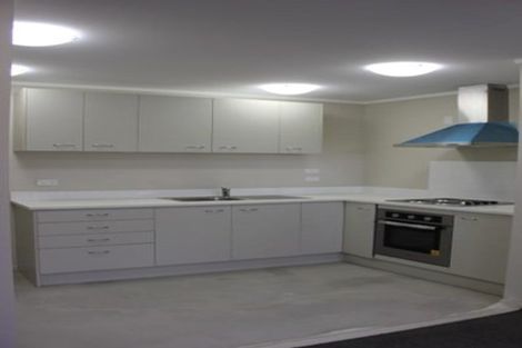 Photo of property in 10 Pae Moana Place, Stanmore Bay, Whangaparaoa, 0932