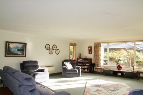 Photo of property in 11 Melville Avenue, Milton, 9220