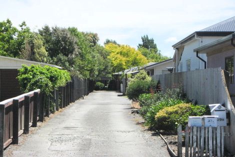 Photo of property in 29 Somerfield Street, Somerfield, Christchurch, 8024