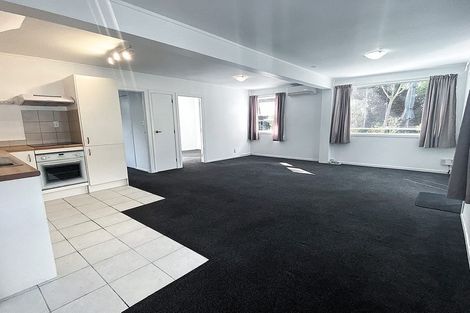 Photo of property in 82 Forrest Hill Road, Forrest Hill, Auckland, 0620