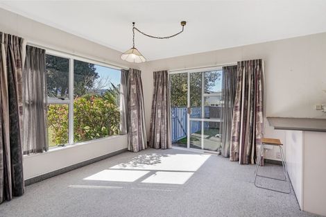 Photo of property in 40 Rauparaha Street, Waikanae Beach, Waikanae, 5036