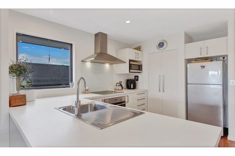 Photo of property in 357 Estuary Road, South New Brighton, Christchurch, 8062