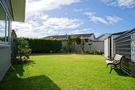 Photo of property in 19 Linklater Avenue, Bellevue, Tauranga, 3110