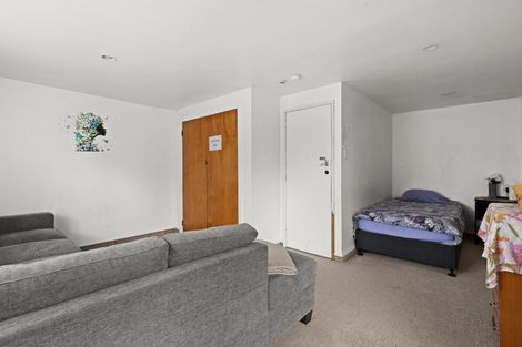 Photo of property in 1117 Karamu Road North, Mayfair, Hastings, 4122