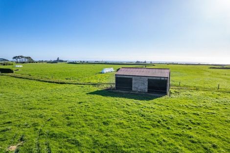 Photo of property in 306 Pungarehu Road, Pungarehu, 4685