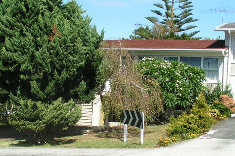 Photo of property in 2/48 Richards Avenue, Forrest Hill, Auckland, 0620