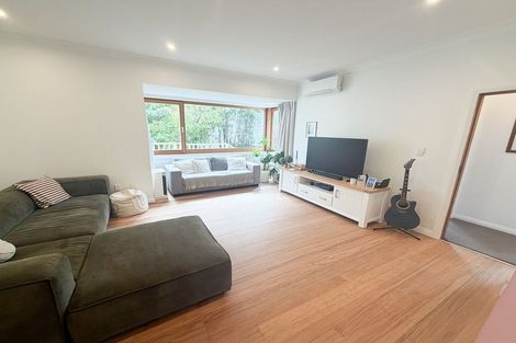 Photo of property in 43 Makara Road, Karori, Wellington, 6012
