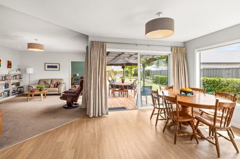 Photo of property in 4 Percy Berry Place, Havelock North, 4130