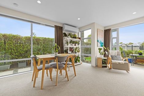 Photo of property in 5 Eric Adam Way, Linwood, Christchurch, 8062