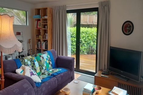 Photo of property in 18 Appleton Place, Karori, Wellington, 6012