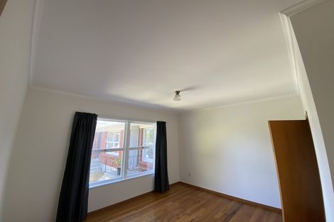 Photo of property in 2 Totara Grove, Hillcrest, Auckland, 0627