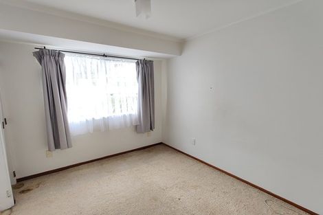 Photo of property in 58 Lewisham Street, Highland Park, Auckland, 2010