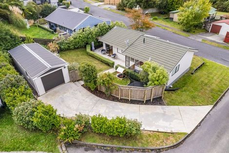 Photo of property in 19 Seagull Place, Whitby, Porirua, 5024